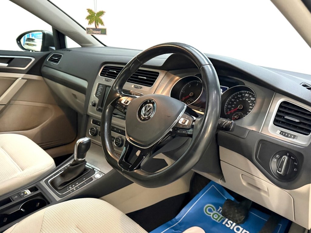 Used Volkswagen Golf 2017 for sale - 77276459: Photo 11