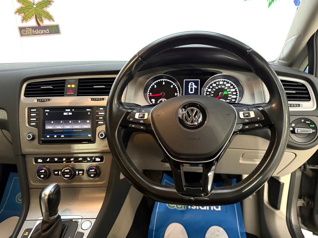 Used Volkswagen Golf 2017 for sale - 77276459: Photo 14