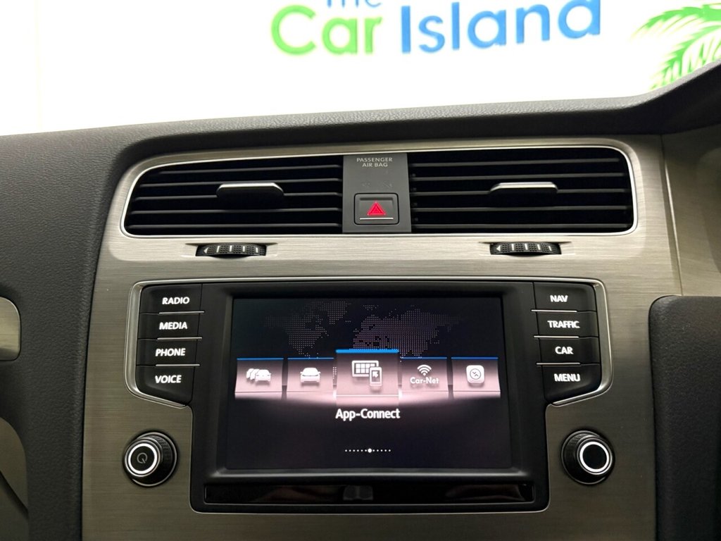 Used Volkswagen Golf 2017 for sale - 77276459: Photo 18