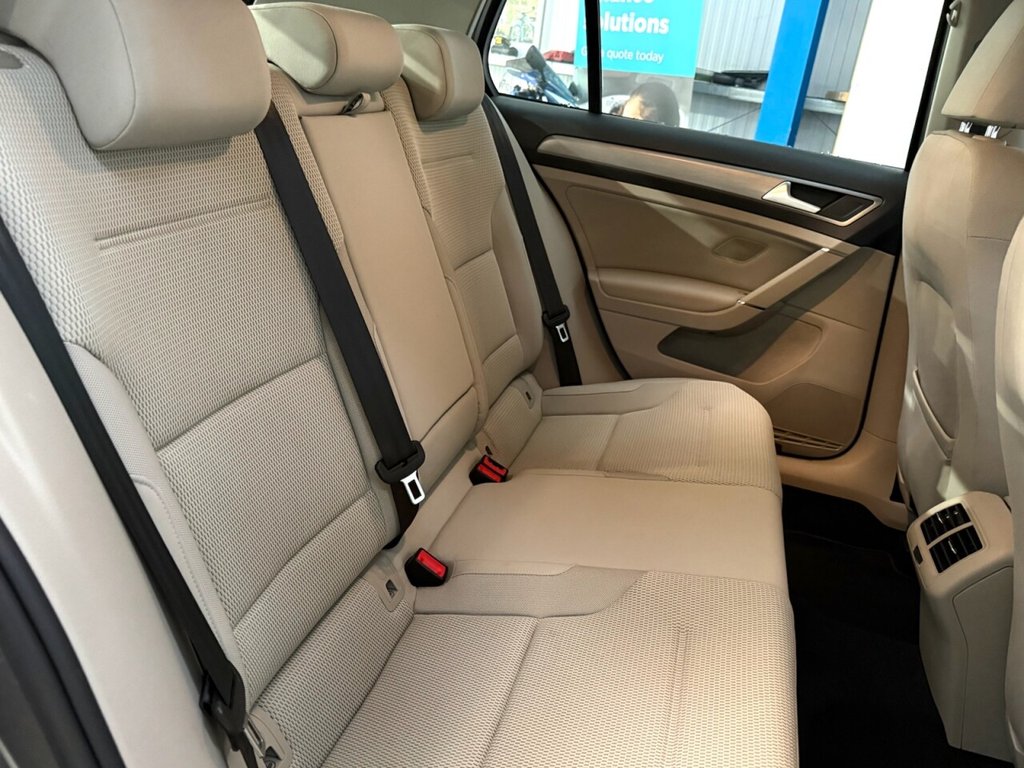 Used Volkswagen Golf 2017 for sale - 77276459: Photo 26
