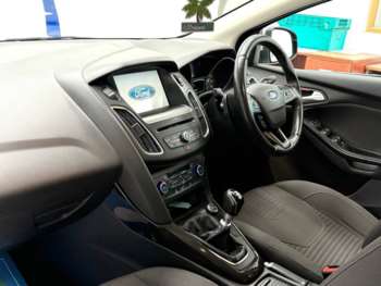 Used Ford Focus 2017 for sale - 74904365: Photo