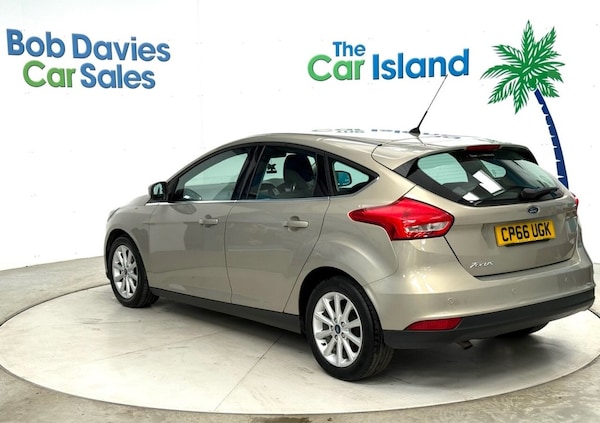 Used Ford Focus 2017 for sale - 74904365: Photo 6