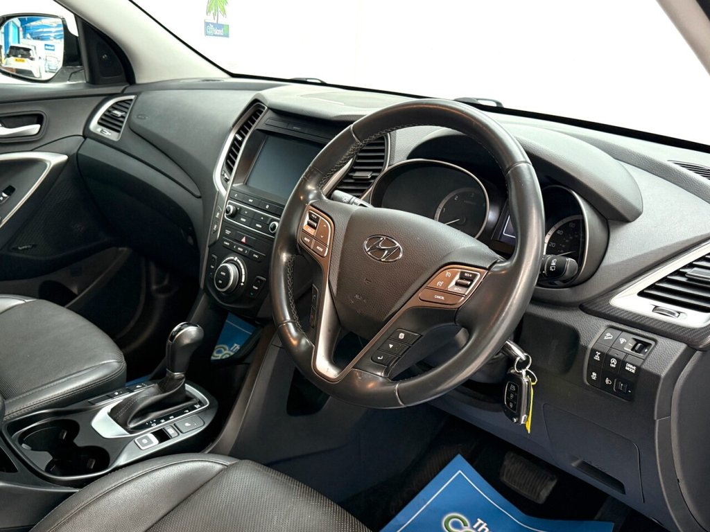 Used Hyundai Santa Fe 2018 for sale - 76345817: Photo 19