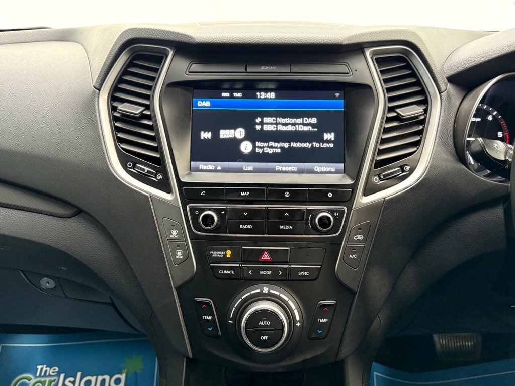 Used Hyundai Santa Fe 2018 for sale - 76345817: Photo 27