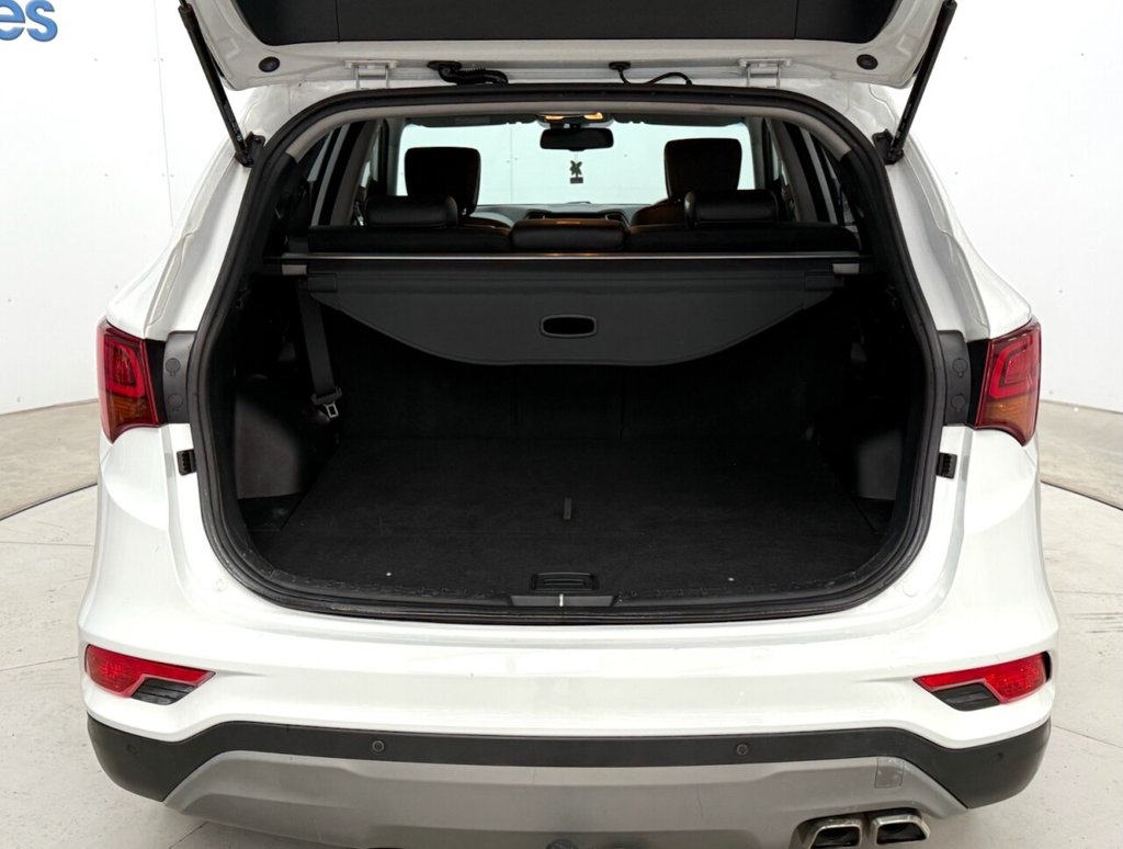 Used Hyundai Santa Fe 2018 for sale - 76345817: Photo 36