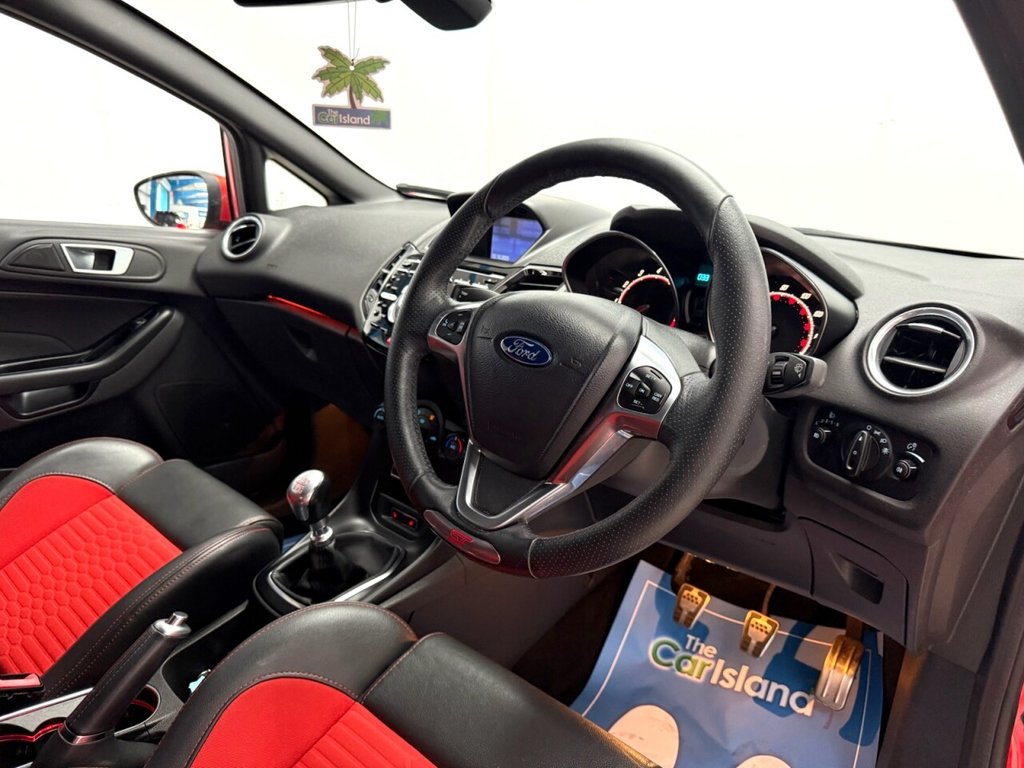 Used Ford Fiesta 2016 for sale - 76132896: Photo 16