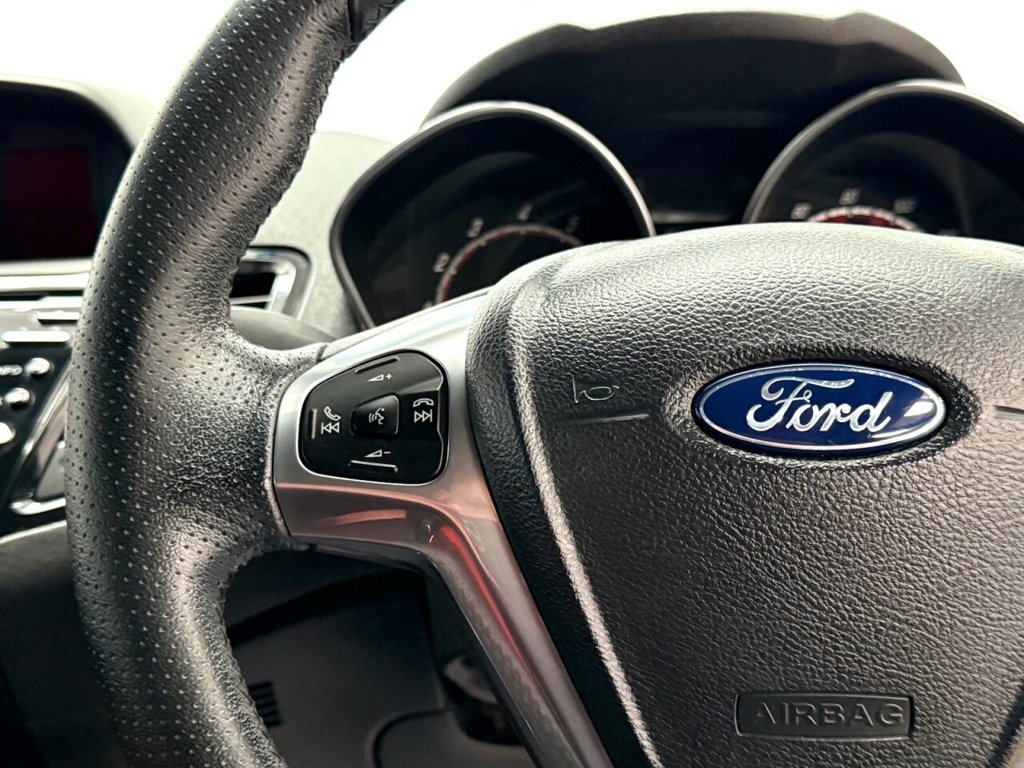 Used Ford Fiesta 2016 for sale - 76132896: Photo 21