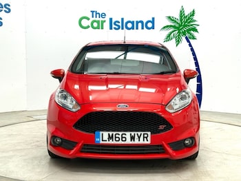 Used Ford Fiesta 2016 for sale - 76132896: Photo 2