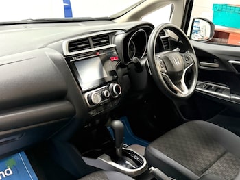 Used Honda Jazz 2017 for sale - 77463574: Photo