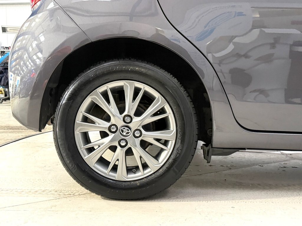 Used Toyota Yaris 2018 for sale - 77122319: Photo 13