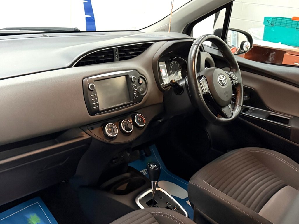 Used Toyota Yaris 2018 for sale - 77122319: Photo 4