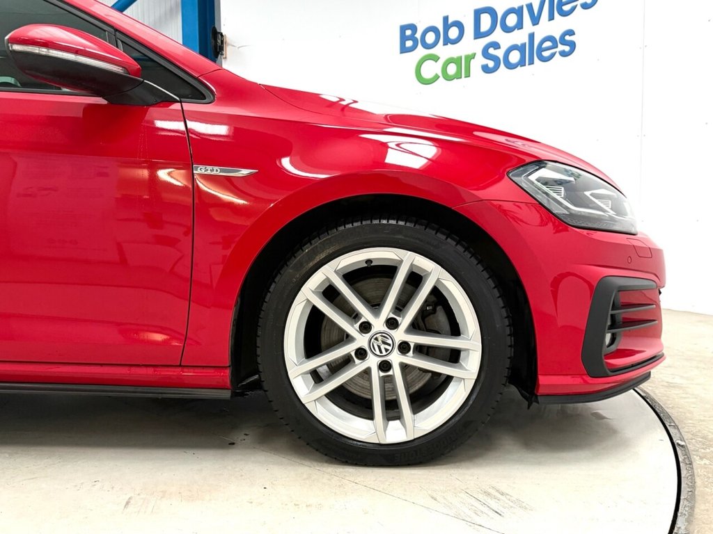 Used Volkswagen Golf 2017 for sale - 76470271: Photo 11