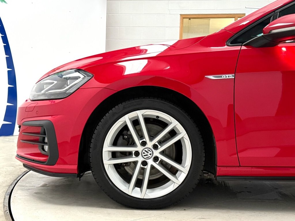 Used Volkswagen Golf 2017 for sale - 76470271: Photo 13