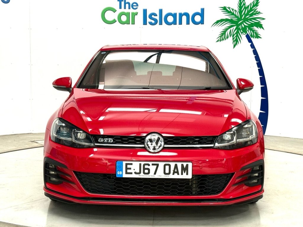 Used Volkswagen Golf 2017 for sale - 76470271: Photo 2