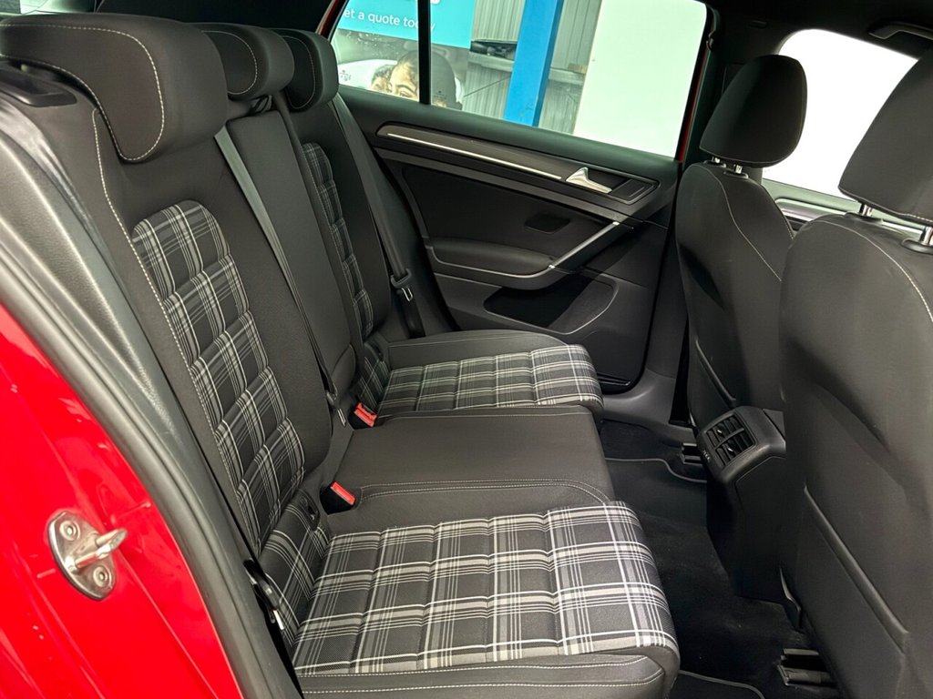 Used Volkswagen Golf 2017 for sale - 76470271: Photo 33