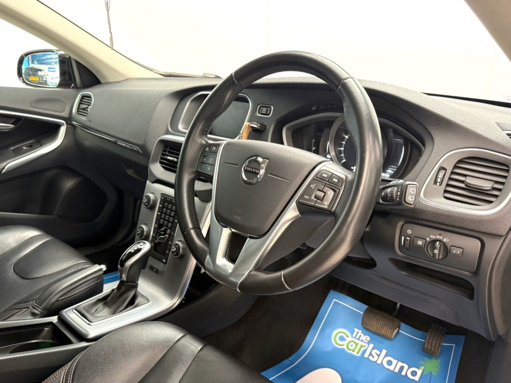 Used Volvo V40 2017 for sale - 78110730: Photo 15