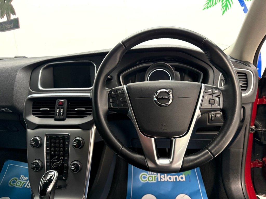 Used Volvo V40 2017 for sale - 78110730: Photo 18