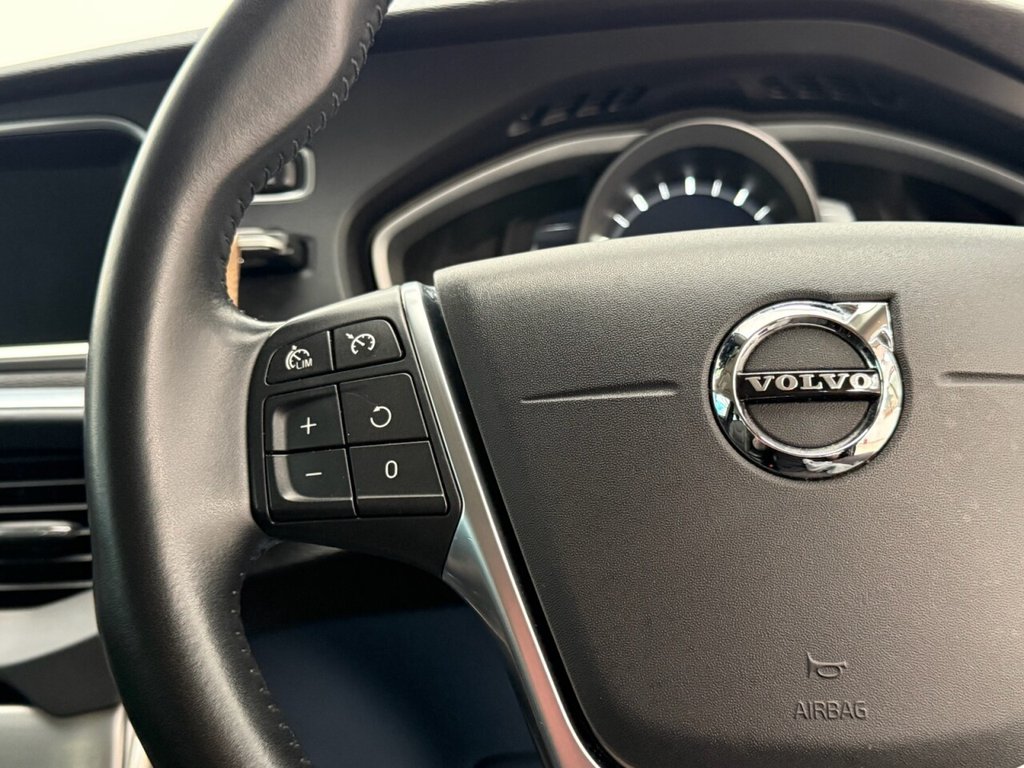 Used Volvo V40 2017 for sale - 78110730: Photo 20