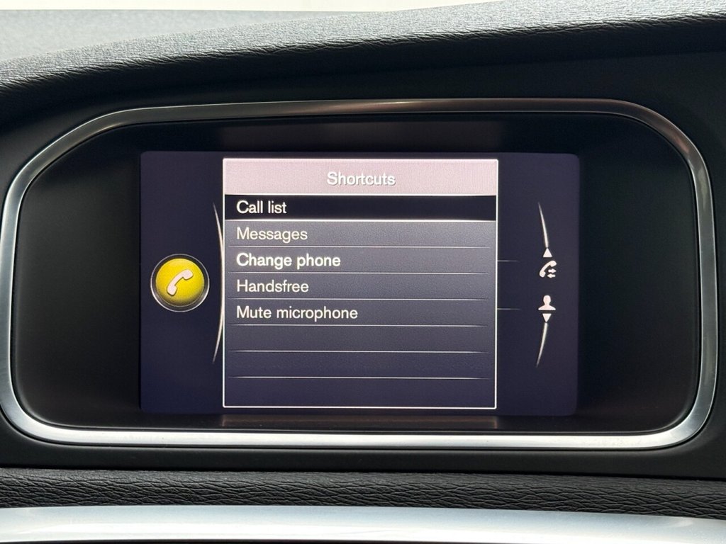 Used Volvo V40 2017 for sale - 78110730: Photo 25