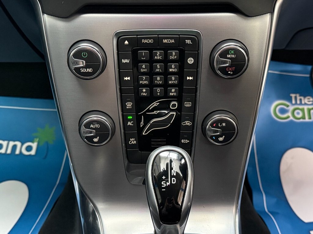 Used Volvo V40 2017 for sale - 78110730: Photo 30