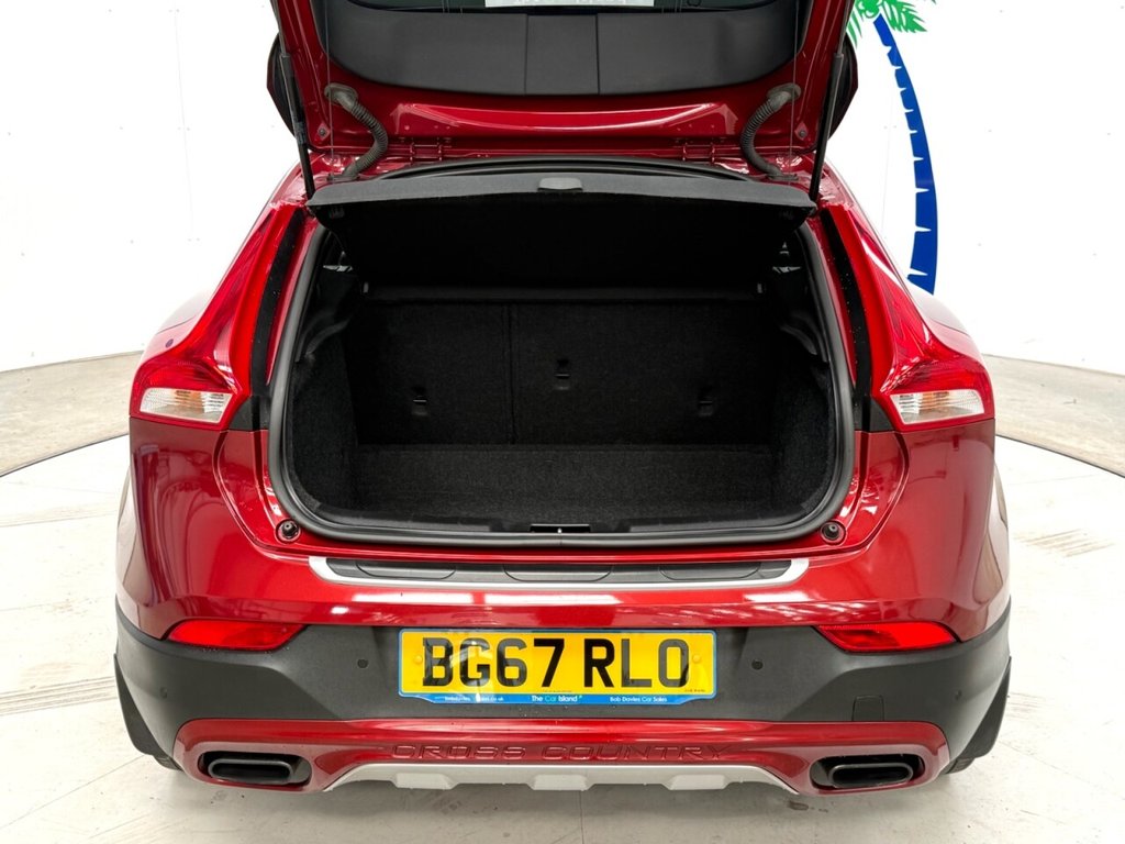 Used Volvo V40 2017 for sale - 78110730: Photo 33