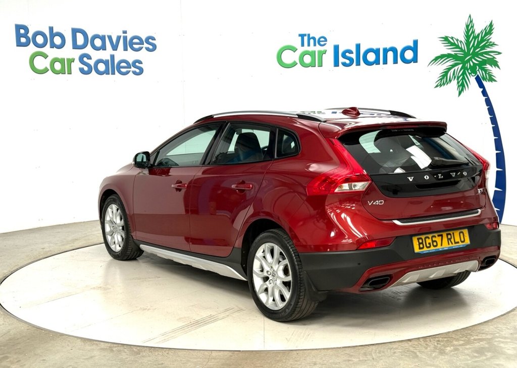 Used Volvo V40 2017 for sale - 78110730: Photo 6