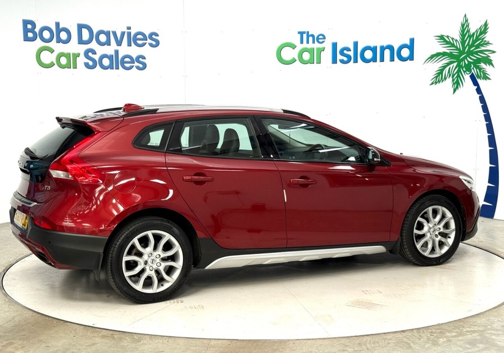 Used Volvo V40 2017 for sale - 78110730: Photo 9