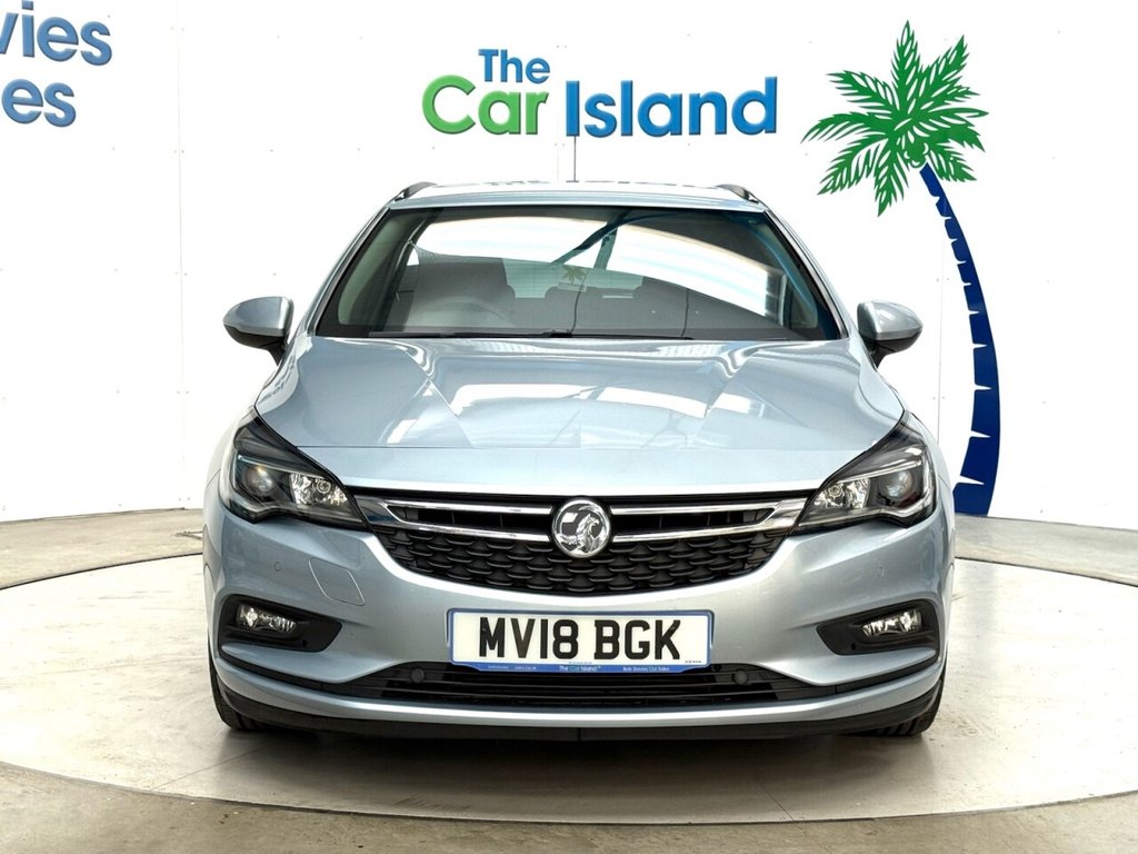 Used Vauxhall Astra 2018 for sale - 76686668: Photo 2