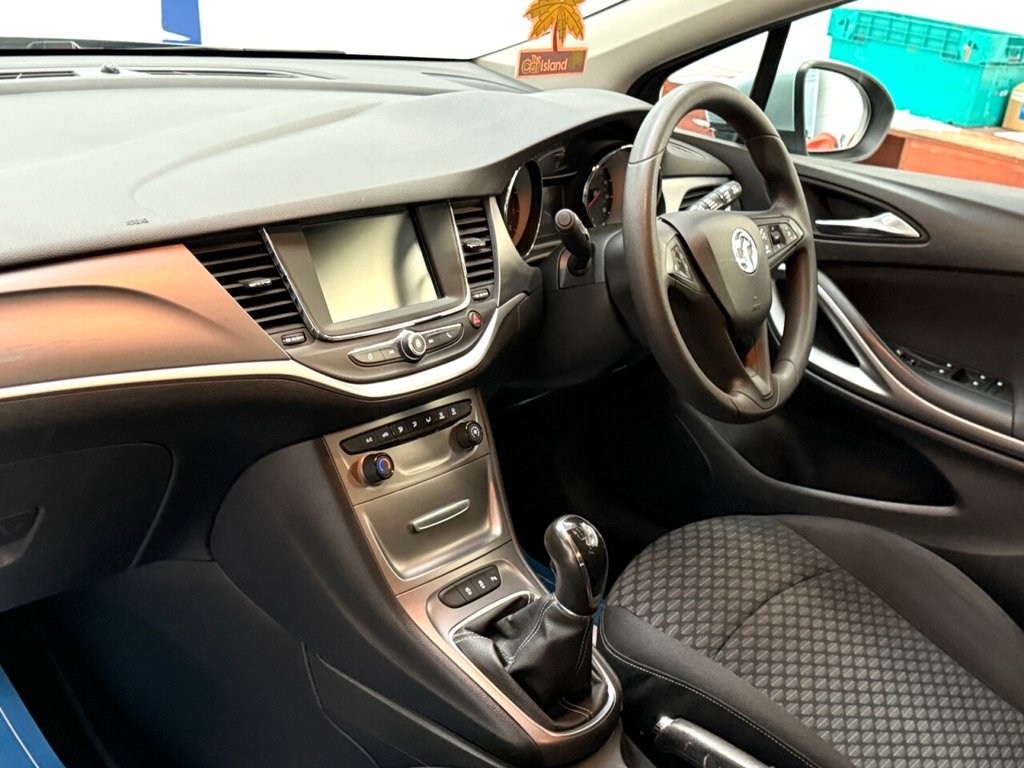 Used Vauxhall Astra 2018 for sale - 76686668: Photo 4
