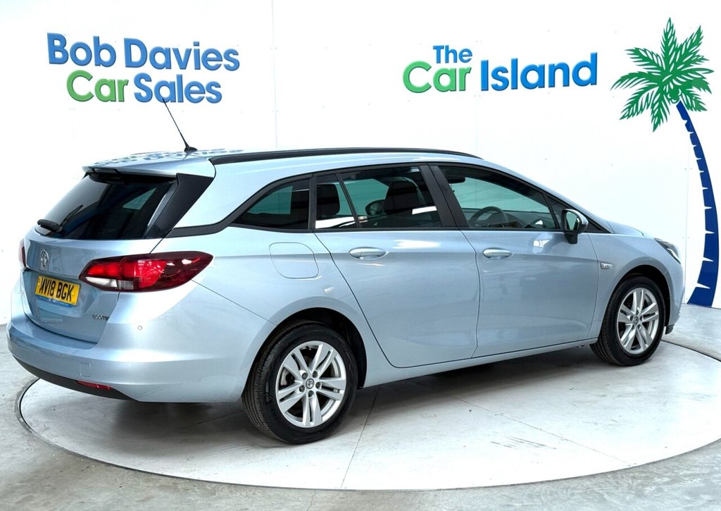 Used Vauxhall Astra 2018 for sale - 76686668: Photo 9