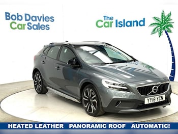 Used Volvo V40 2018 for sale - 78240879: Photo