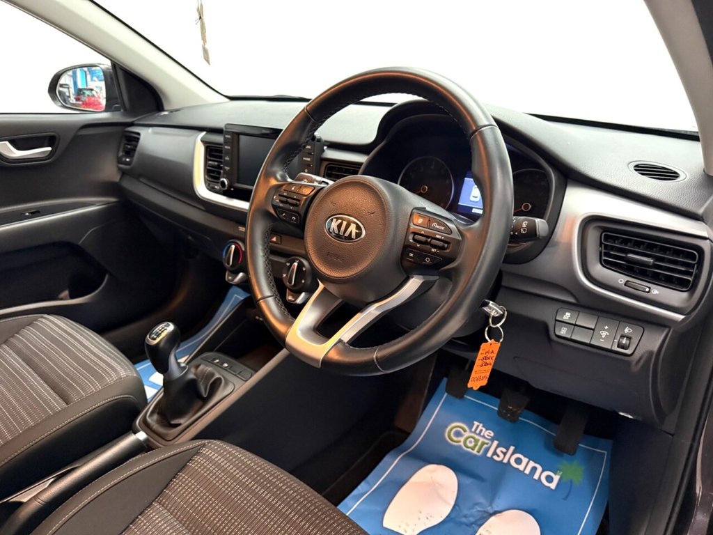 Used Kia Stonic 2018 for sale - 76711236: Photo 16