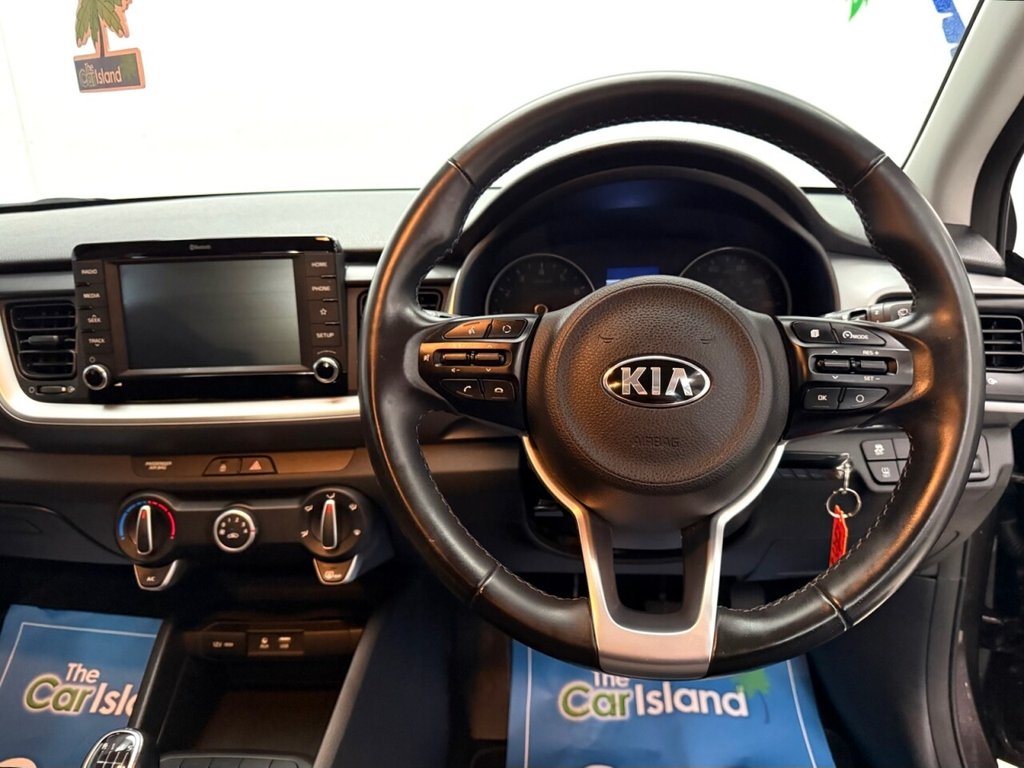 Used Kia Stonic 2018 for sale - 76711236: Photo 19