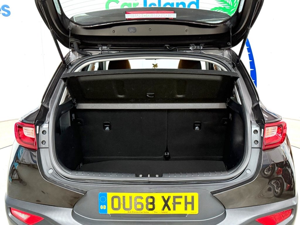 Used Kia Stonic 2018 for sale - 76711236: Photo 33