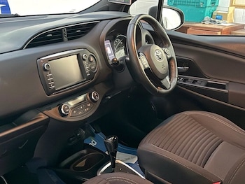 Used Toyota Yaris 2018 for sale - 79197203: Photo