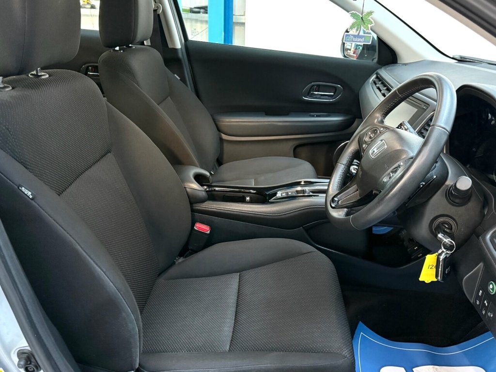 Used Honda HR-V 2017 for sale - 76686452: Photo 16