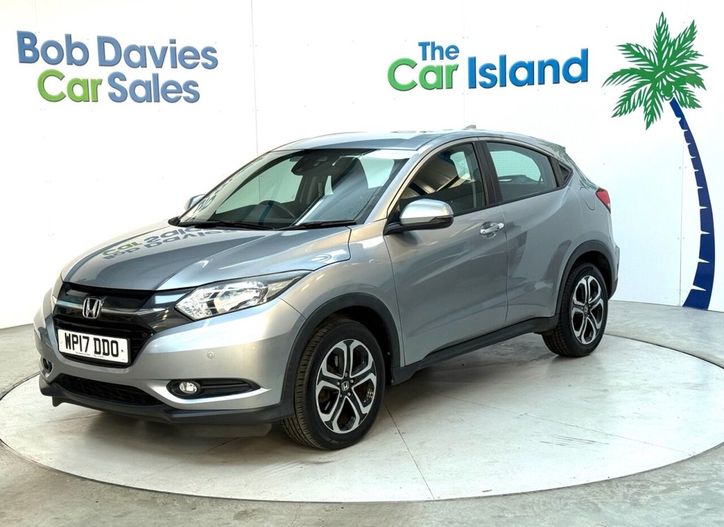 Used Honda HR-V 2017 for sale - 76686452: Photo 3