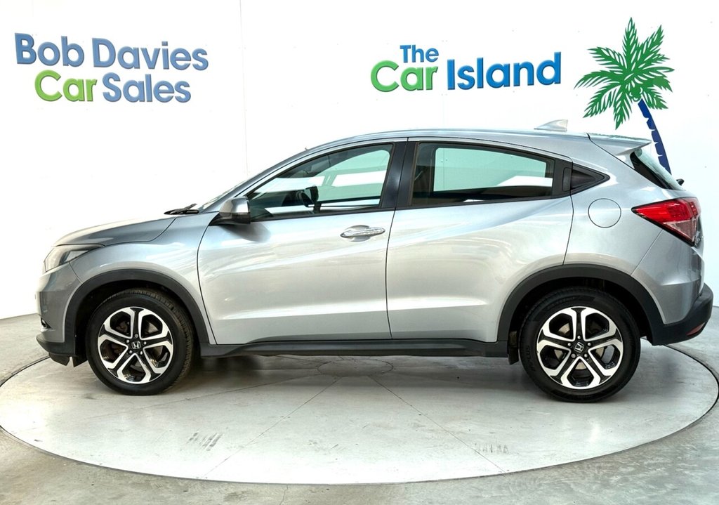 Used Honda HR-V 2017 for sale - 76686452: Photo 5