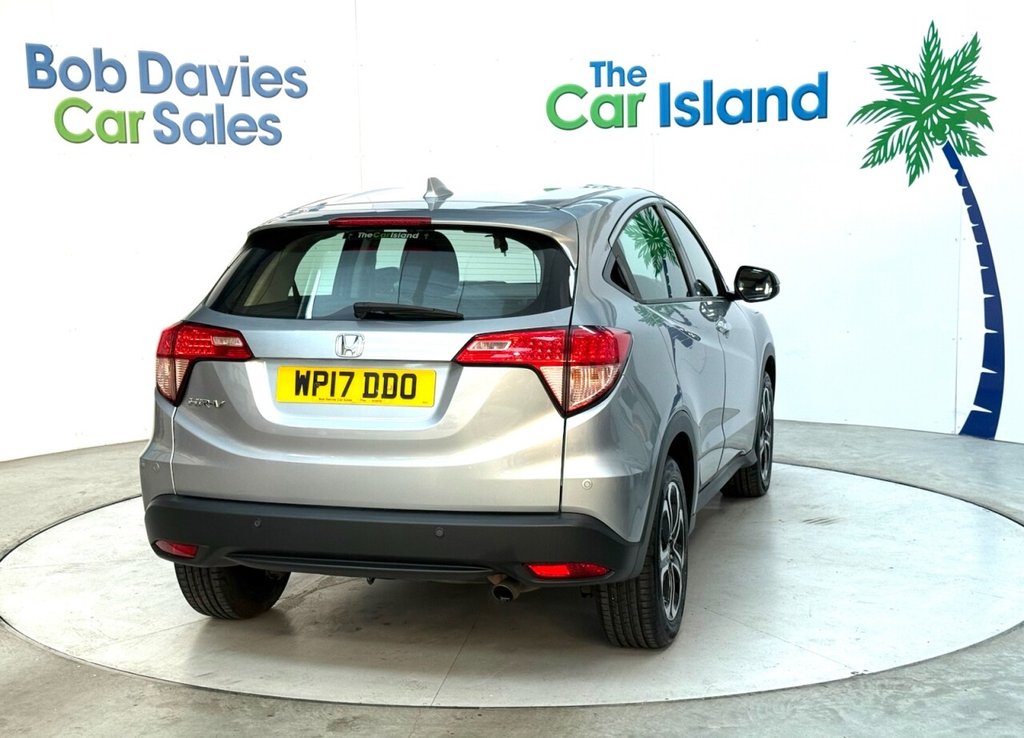 Used Honda HR-V 2017 for sale - 76686452: Photo 8