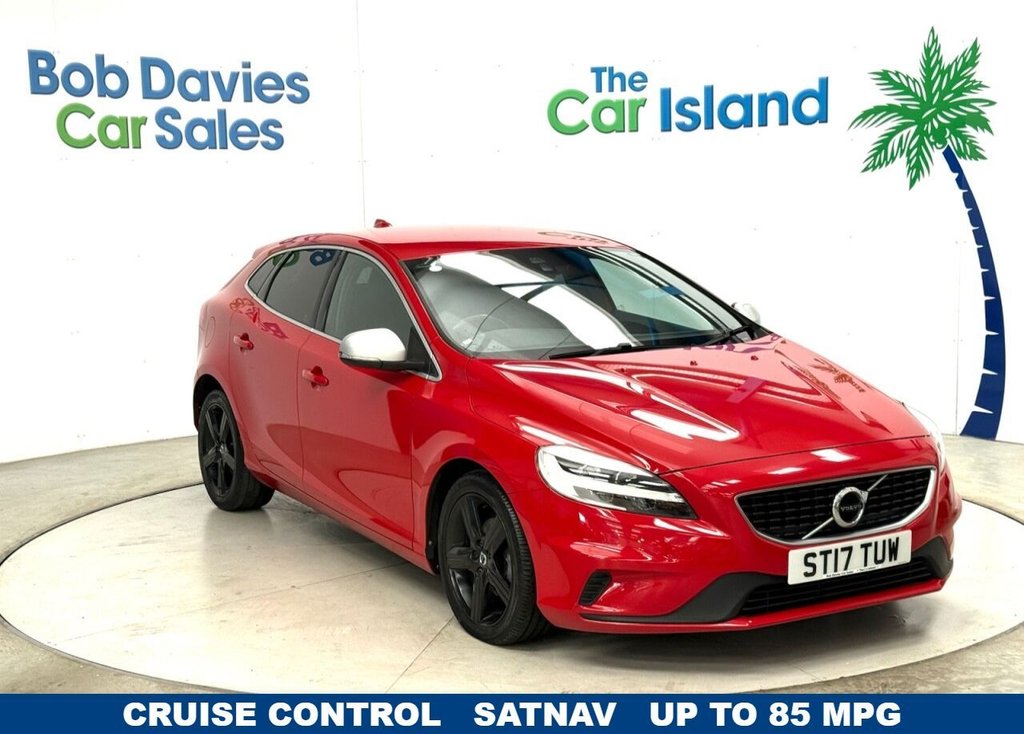 Used Volvo V40 2017 for sale - 76711251: Photo 1