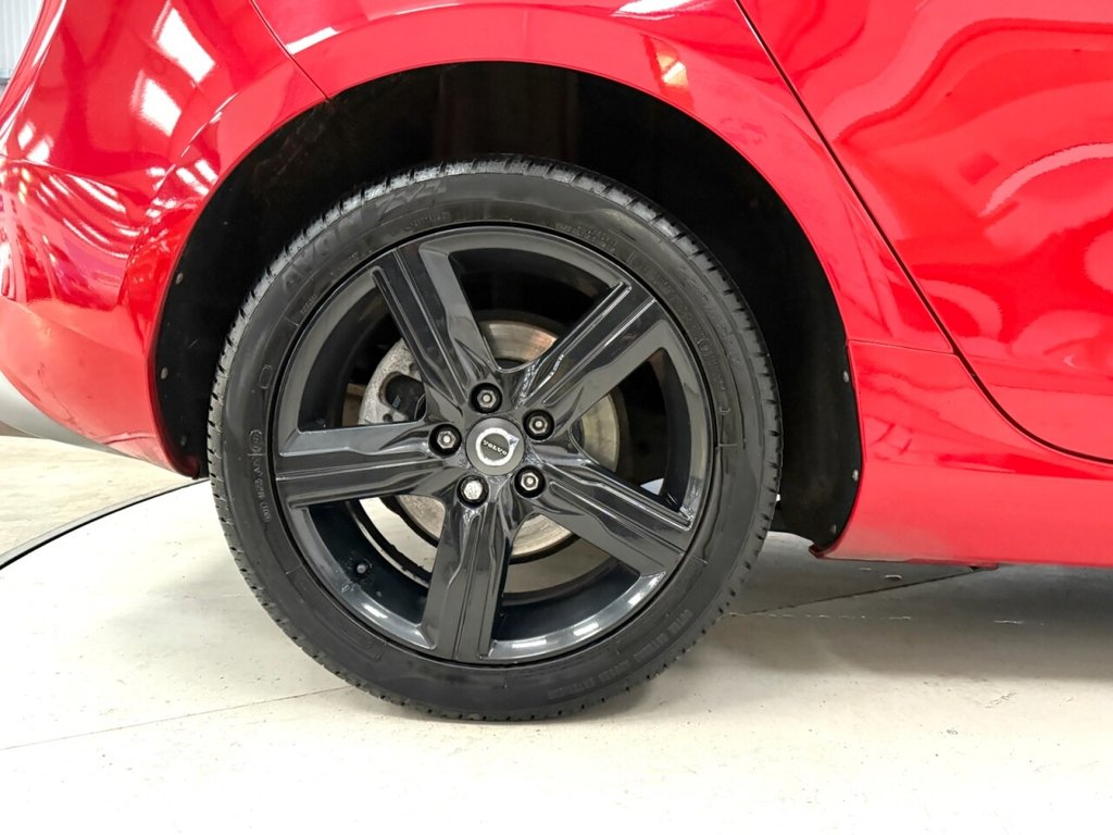 Used Volvo V40 2017 for sale - 76711251: Photo 12