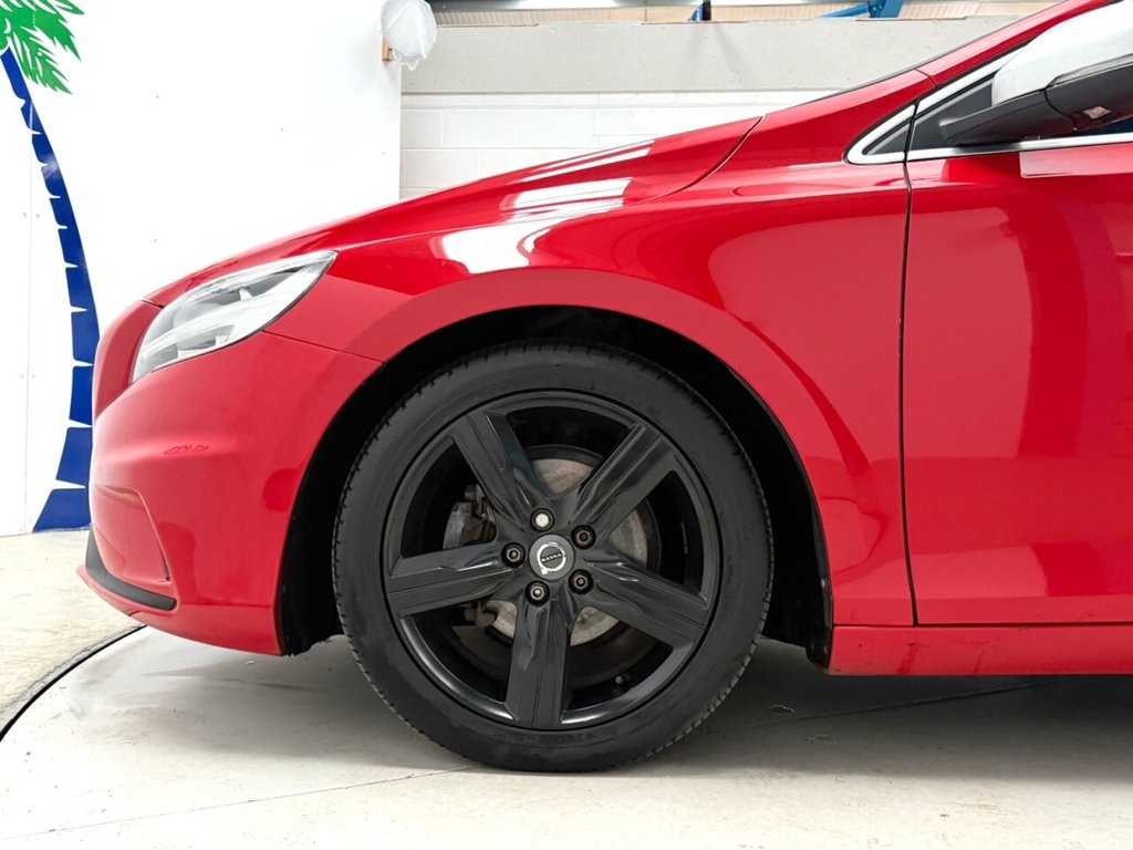 Used Volvo V40 2017 for sale - 76711251: Photo 13