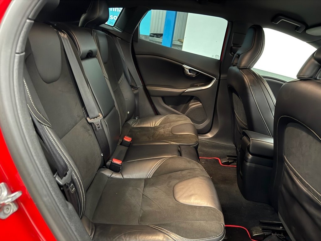 Used Volvo V40 2017 for sale - 76711251: Photo 31