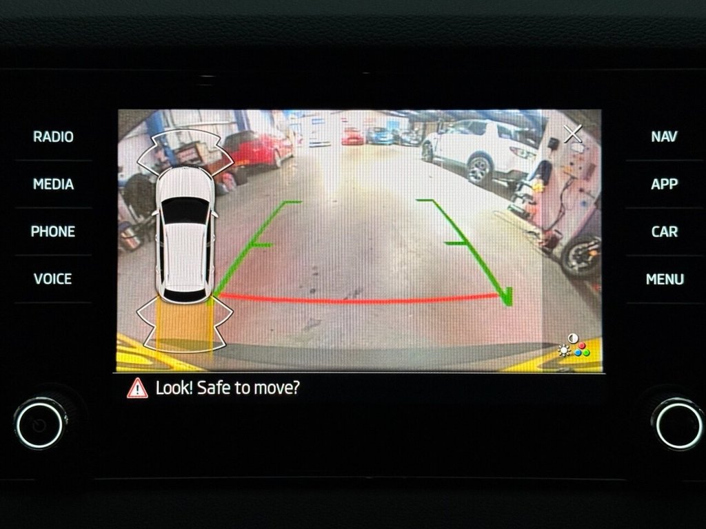 Used Skoda Karoq 2021 for sale - 77096669: Photo 25