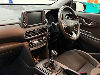 Used Hyundai KONA 2018 for sale - 77667492: Photo