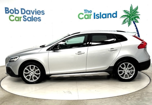 Used Volvo V40 2017 for sale - 76235614: Photo 5