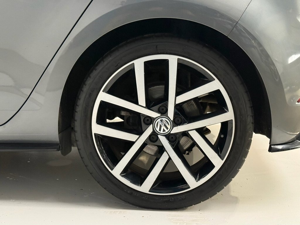 Used Volkswagen Golf 2018 for sale - 77642941: Photo 13