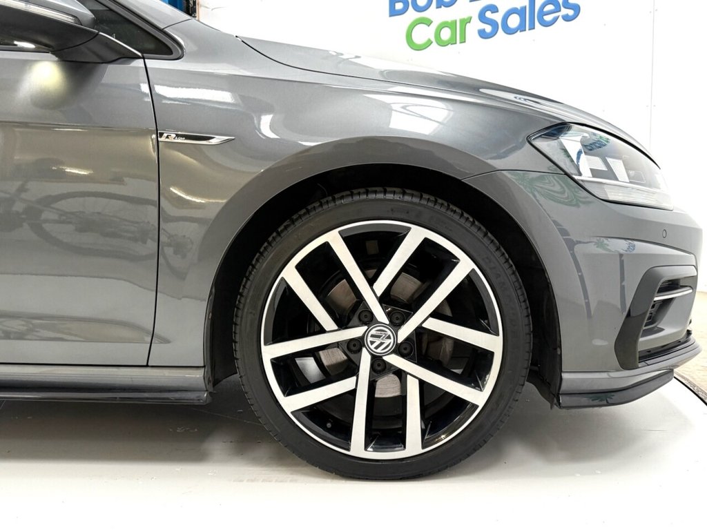 Used Volkswagen Golf 2018 for sale - 77642941: Photo 14