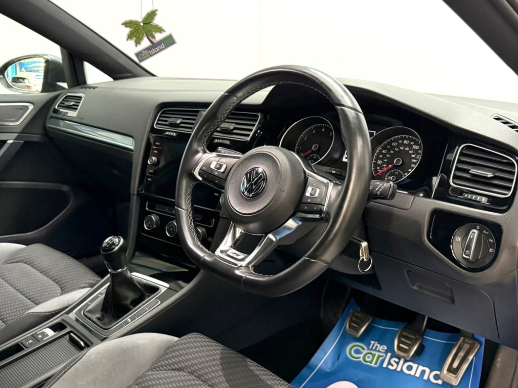 Used Volkswagen Golf 2018 for sale - 77642941: Photo 16