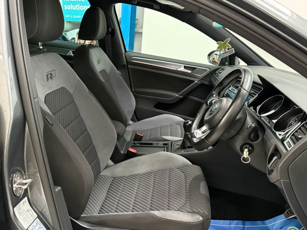 Used Volkswagen Golf 2018 for sale - 77642941: Photo 17